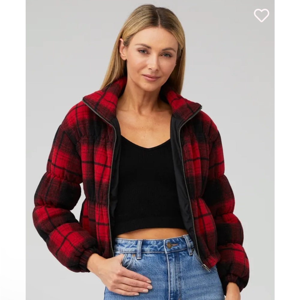 BB Dakota by Steve Madden Everlong Plaid Jacket, NWT Size Medium Red & Black